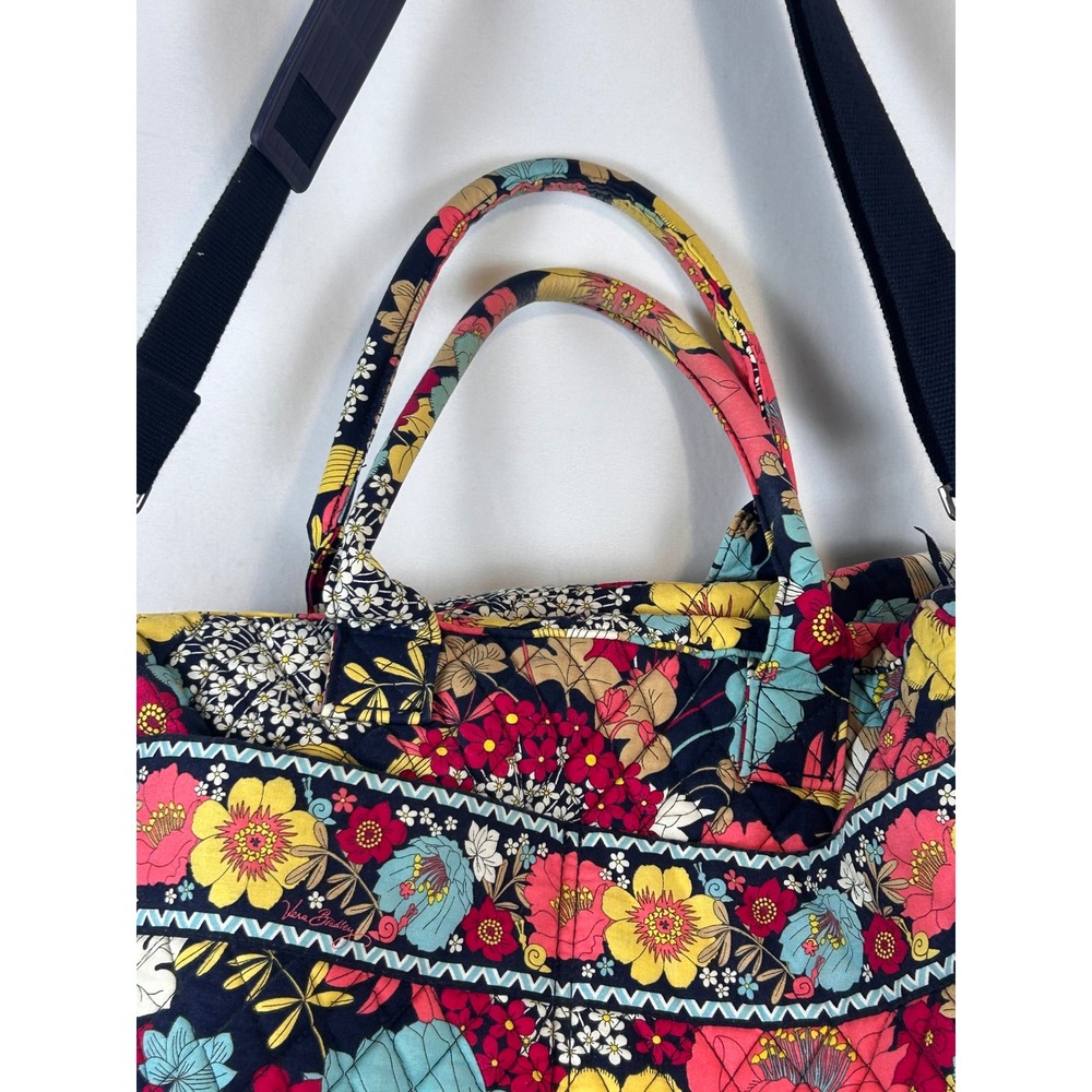 Vera Bradley Duffel Bag Women Large Multicolor Excellent Floral Quilted Travel - Picture 2 of 13